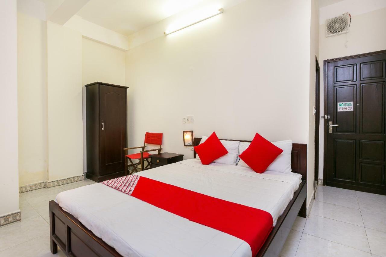 Oyo 117 Gina Hotel Danang Exterior photo
