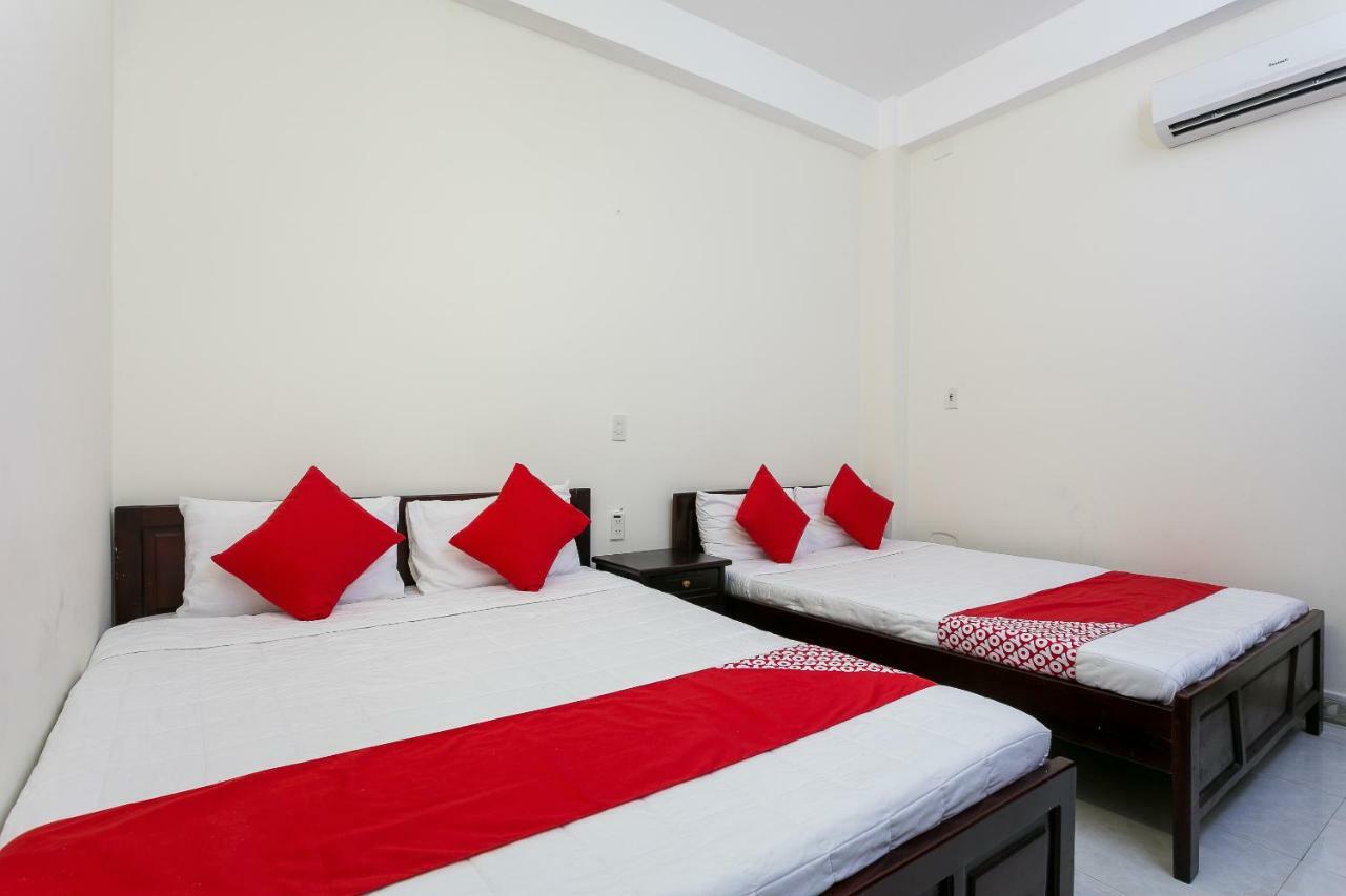 Oyo 117 Gina Hotel Danang Exterior photo