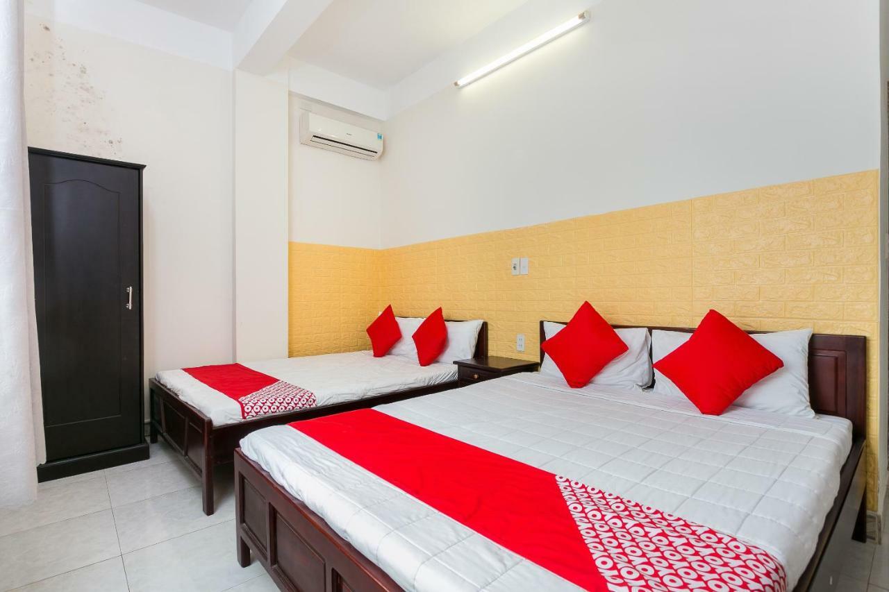 Oyo 117 Gina Hotel Danang Exterior photo